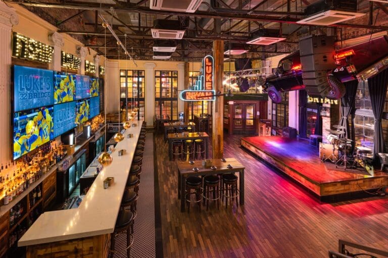 Bar photo 2